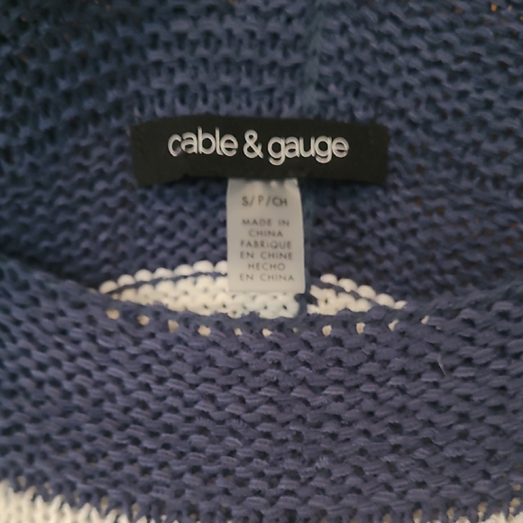 Cable & Gauge Blue and White Striped Sweater - Picture 5 of 6